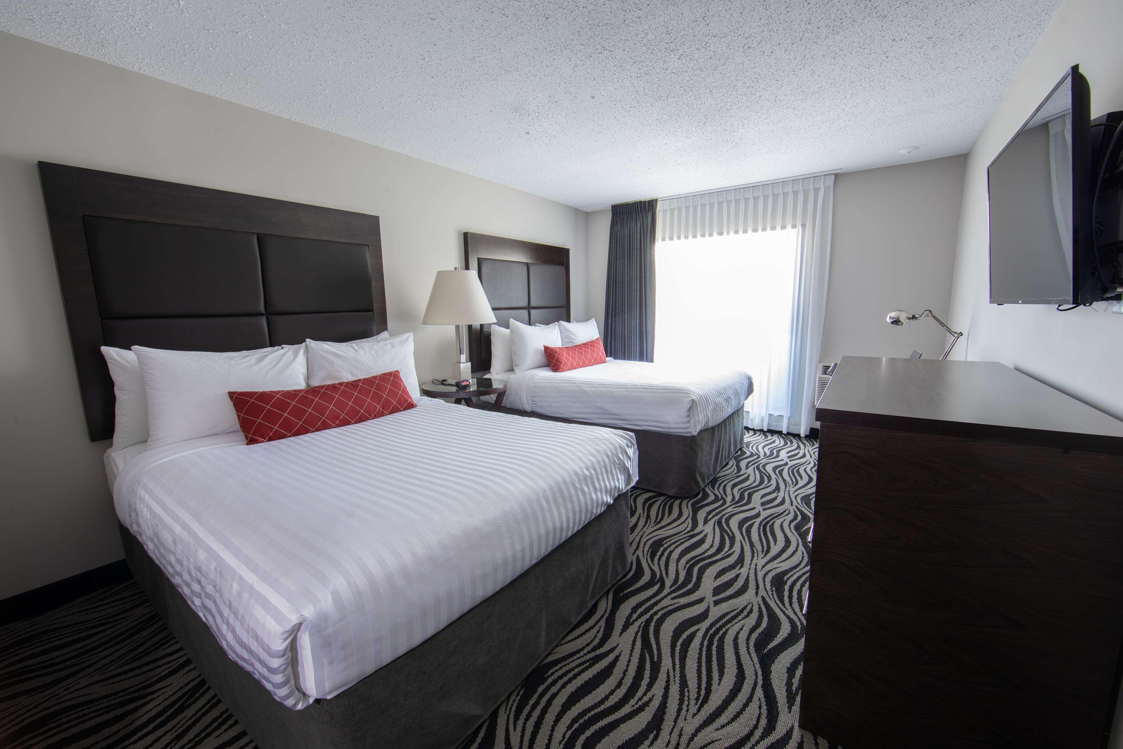 Best Western Plus Omaha Airport Inn Carter Lake Exterior photo