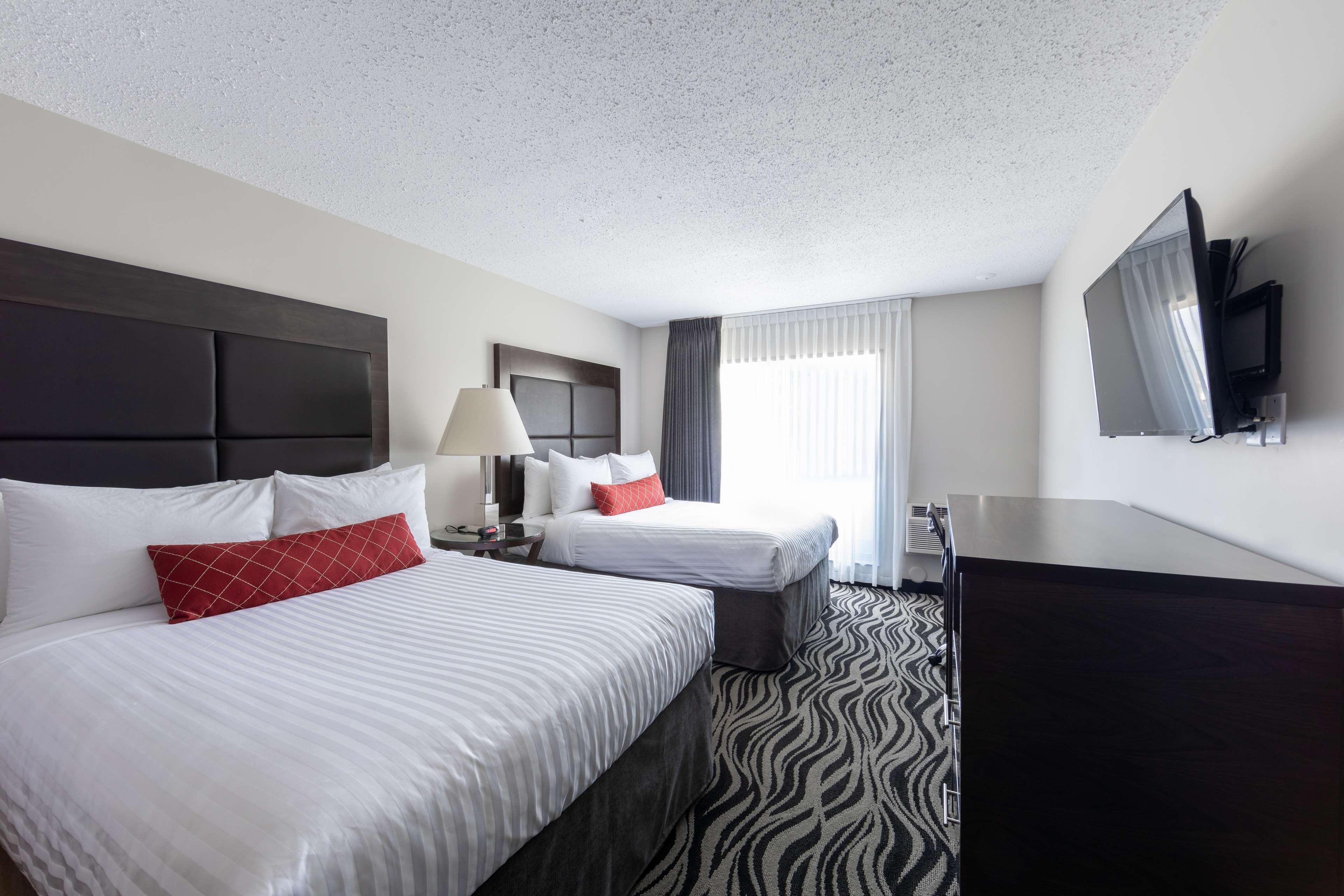 Best Western Plus Omaha Airport Inn Carter Lake Exterior photo