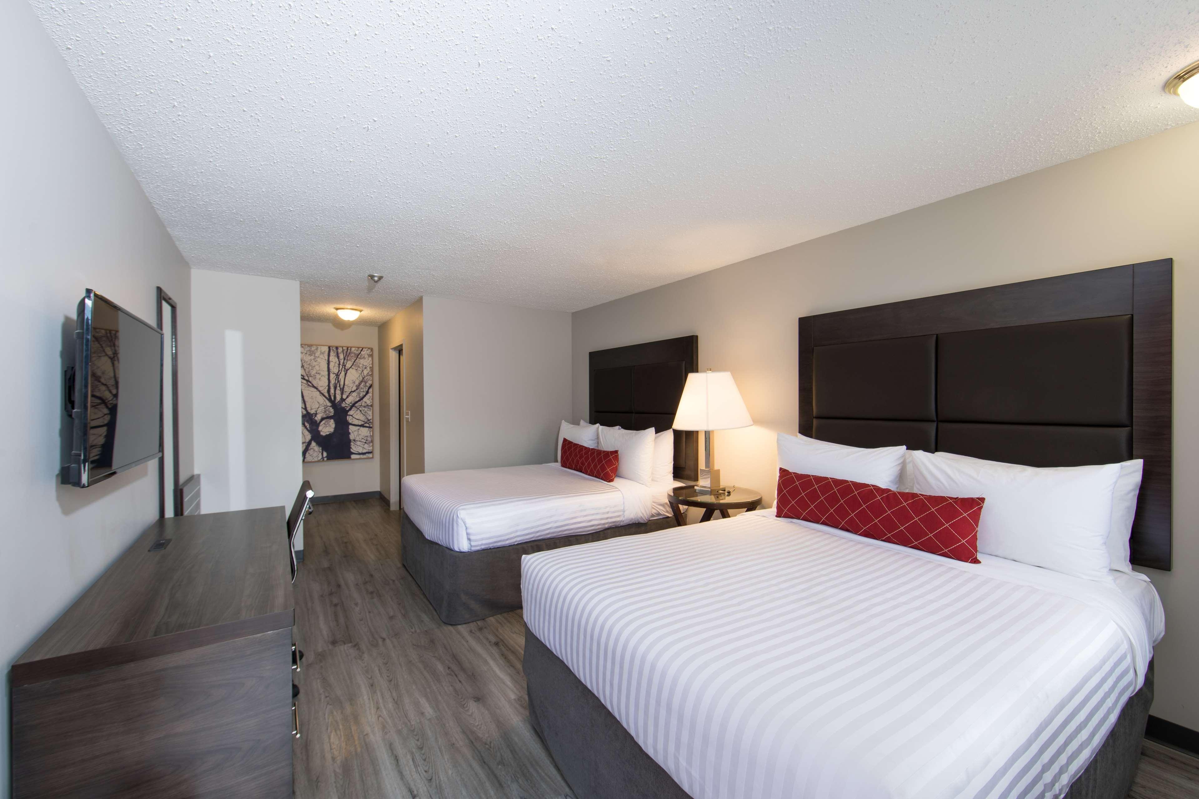 Best Western Plus Omaha Airport Inn Carter Lake Exterior photo