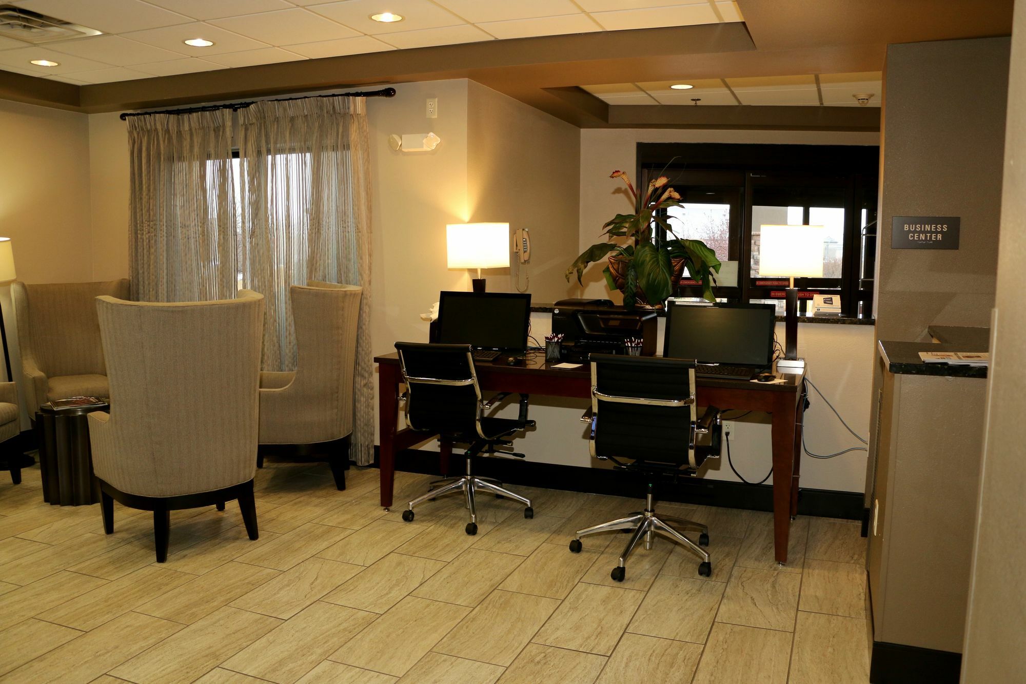 Best Western Plus Omaha Airport Inn Carter Lake Exterior photo