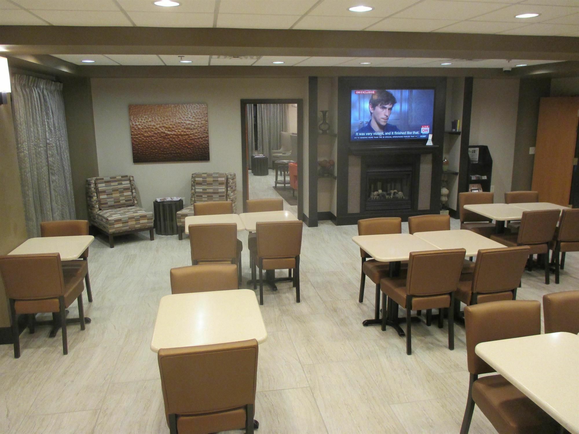 Best Western Plus Omaha Airport Inn Carter Lake Exterior photo